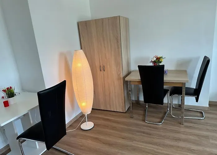 Kiki Living - Peaceful Apartment In Schwechat #2